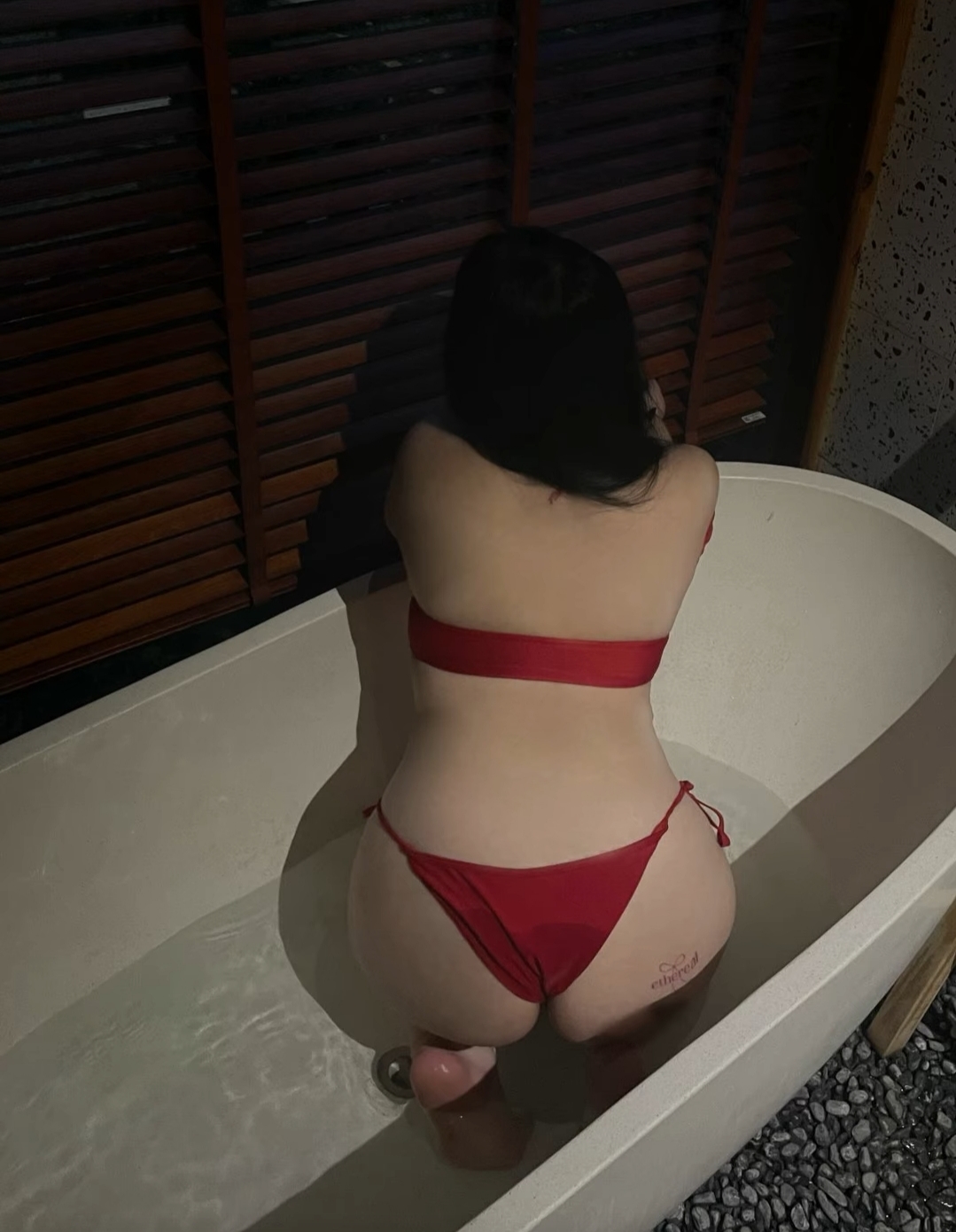 645329-4ba1c0946bff.jpg