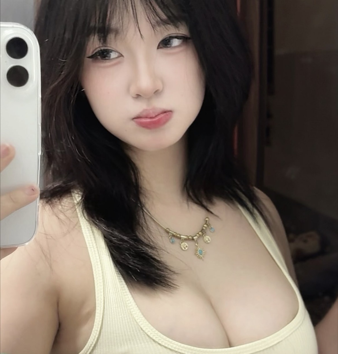 679925-4b7f5e45b0c7.jpeg