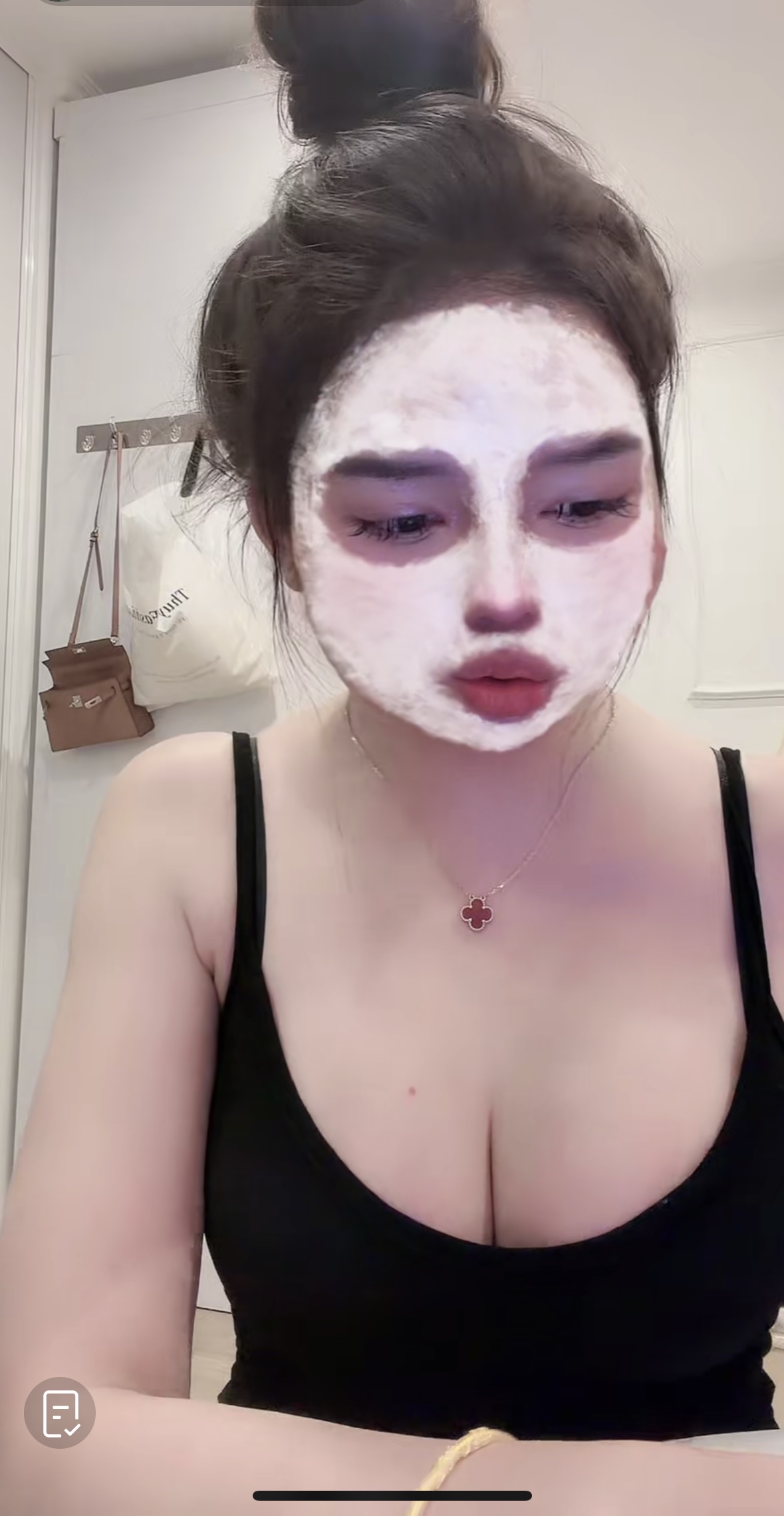 704564-d5594402810f.jpeg