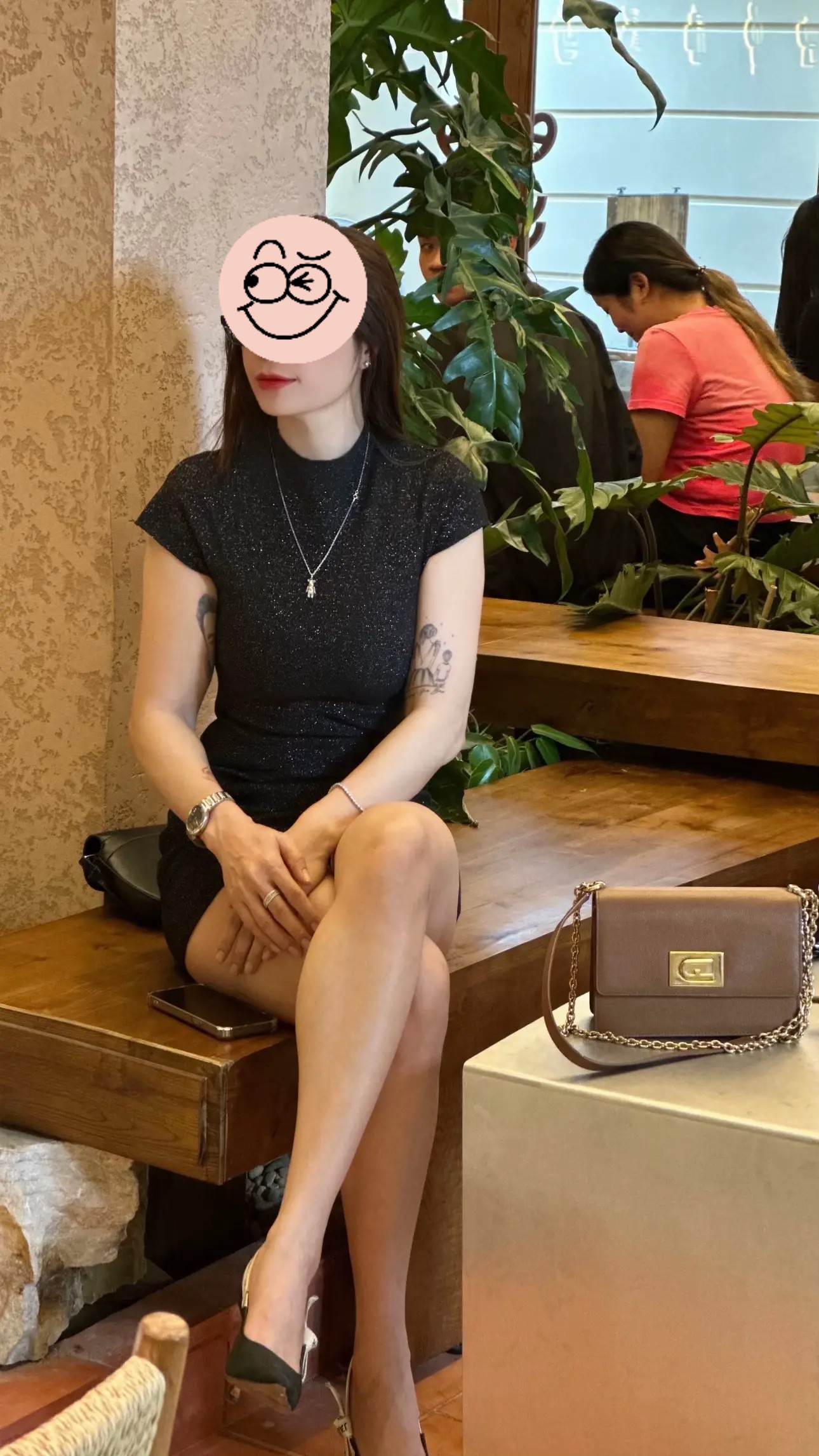 766731-00490972026b.jpg