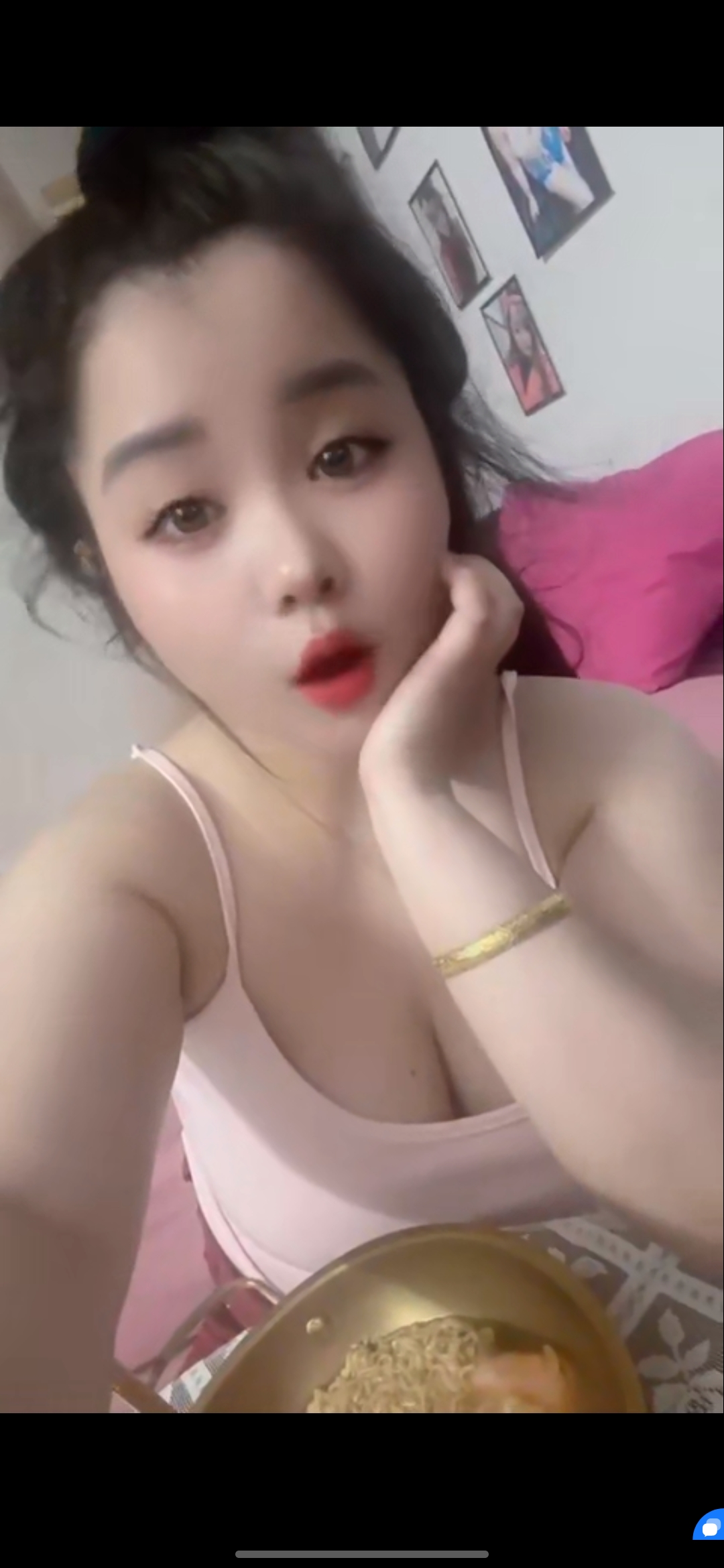 827134-77ae4d8b6c64.jpg